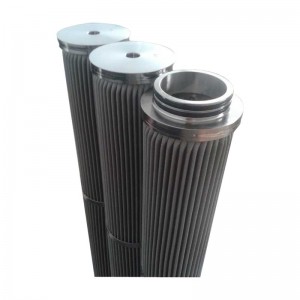 Sintered metal fiber filter cylinder used for methanol filtration